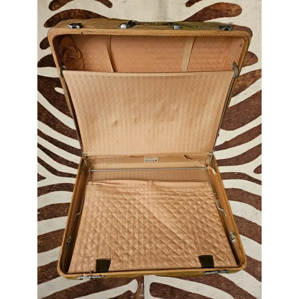 Vintage 50s Wheary Luggage Tweed Exterior Suitcase Hotel & Airline Decal Sticker